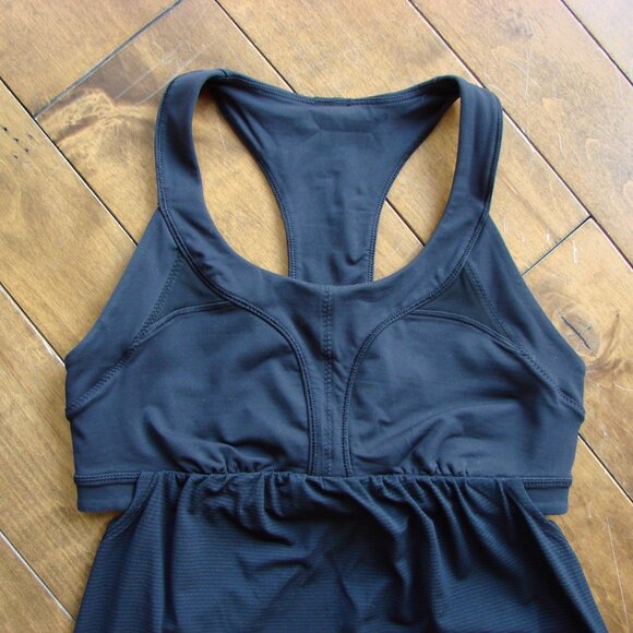 Lululemon Black Racerback Tank Top Sports Bra Yoga Built In Bra Size 8 - Picture 2 of 10